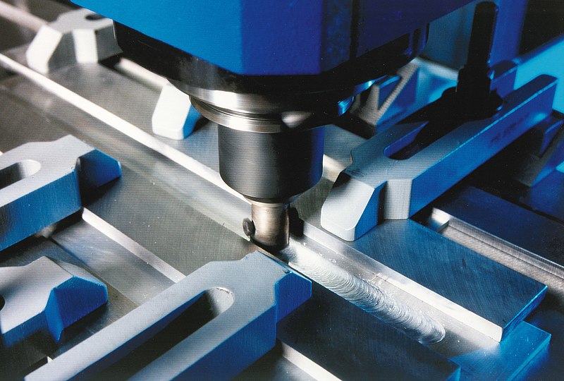 Images Learn/26_WC_1994_DLR_CC-BY_3_Friction_Stir_Welder.jpg